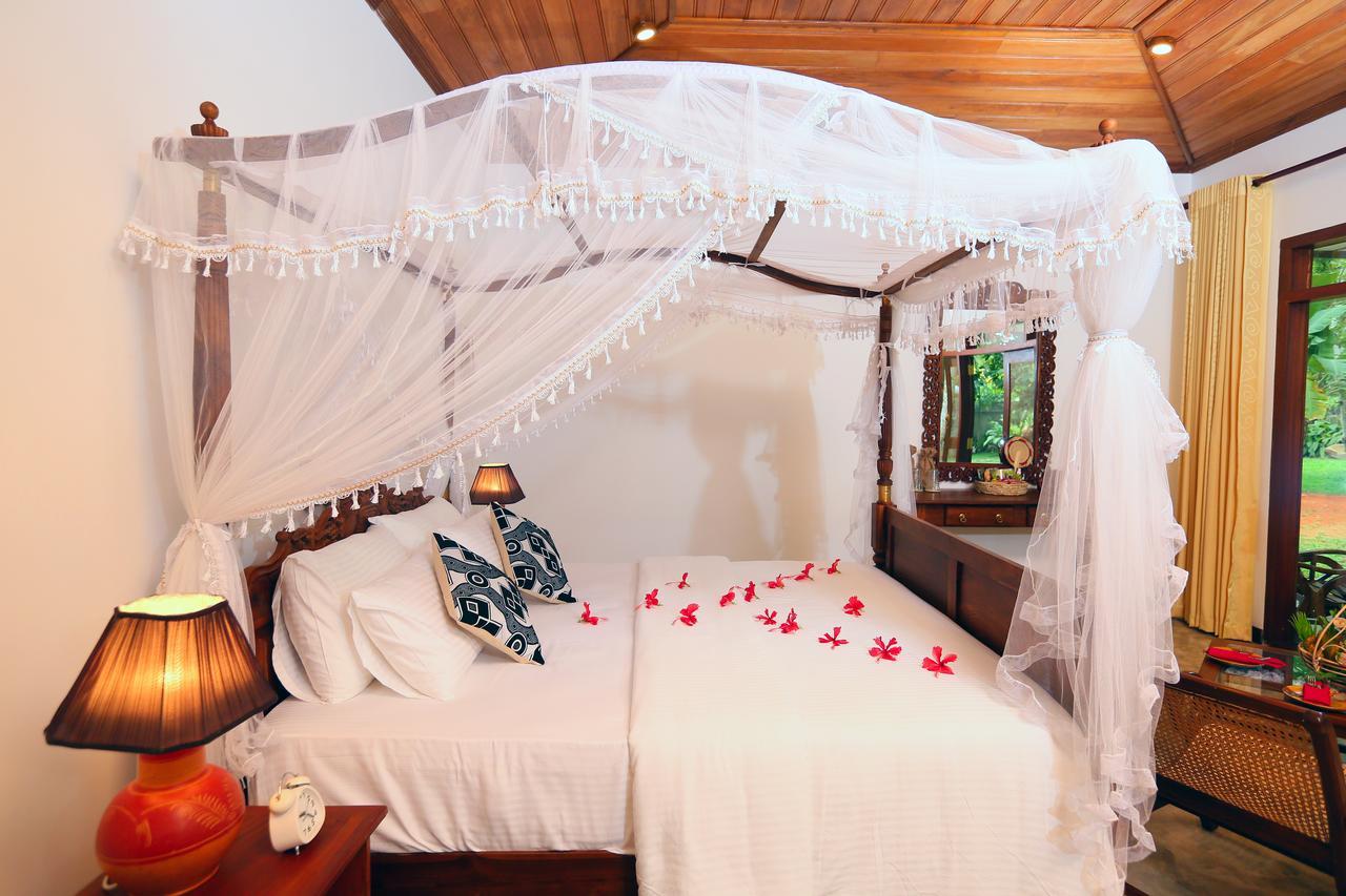 Selnara Private Luxury Villa And Ayurveda Spa Bentota Buitenkant foto